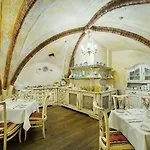 St Palace