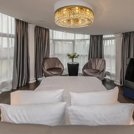 St Palace Hotel 4*