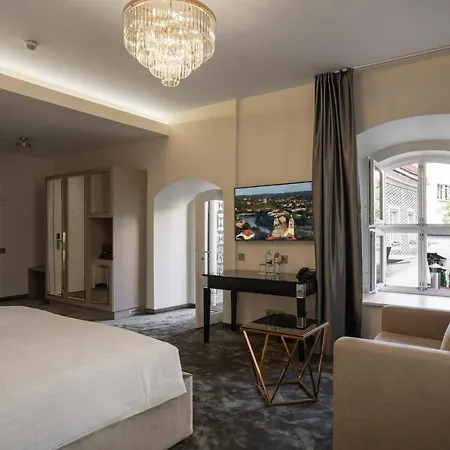 St Palace Otel